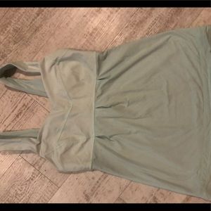 Lululemon top size 6